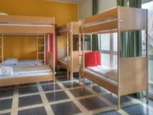 Meininger Zentrum מלון 3*