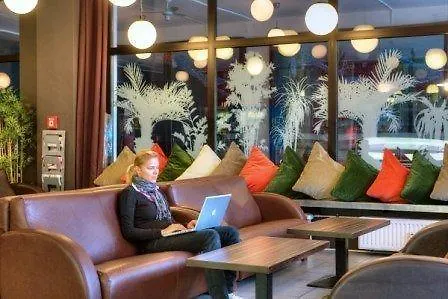 Meininger Center Hotel 3*