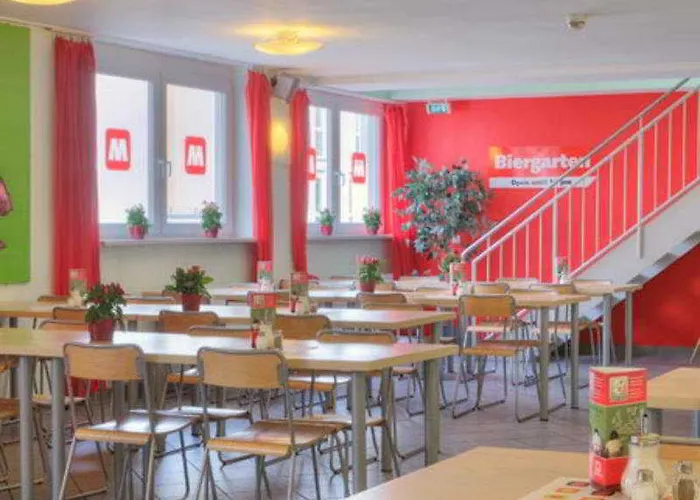מלון Meininger Zentrum